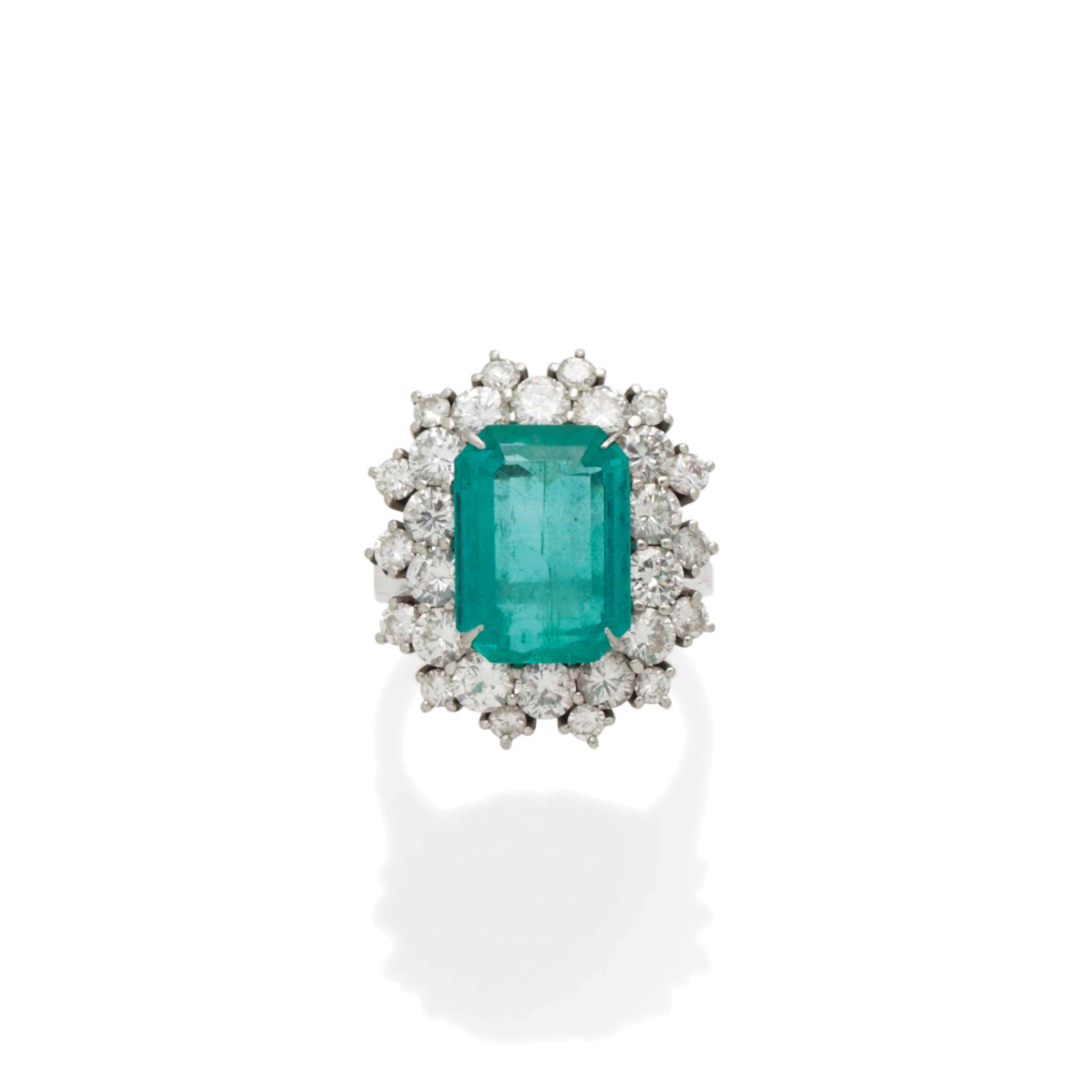 BAGUE EMERAUDE ET DIAMANTS