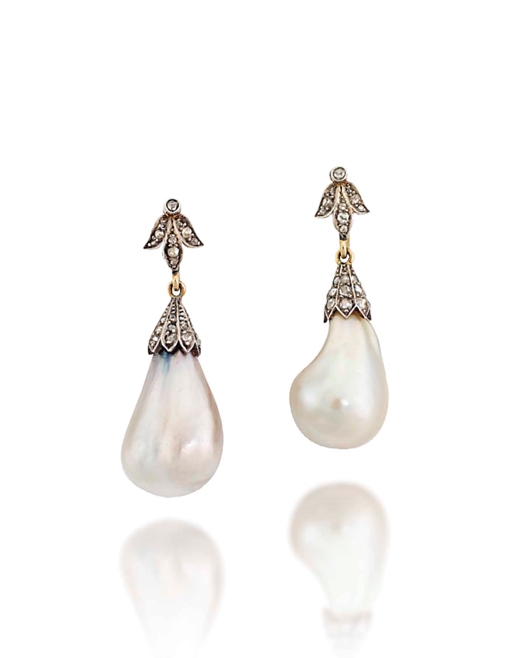 A PAIR OF ANTIQUE NATURAL PEARL AND DIAMOND EAR PENDANTS