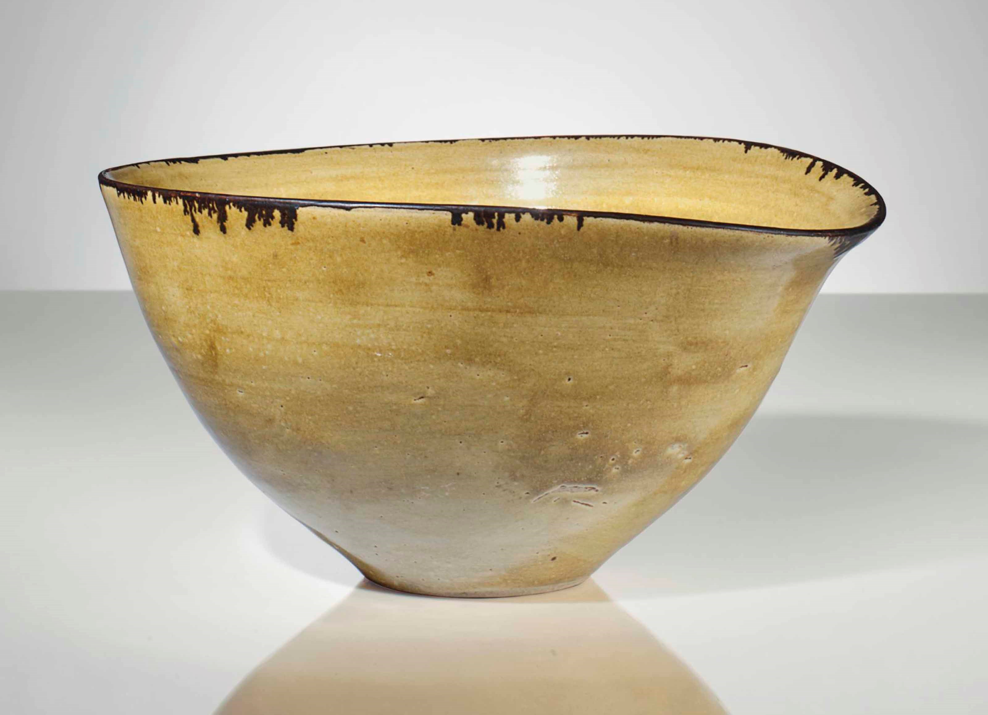 LUCIE RIE (1902-1995)