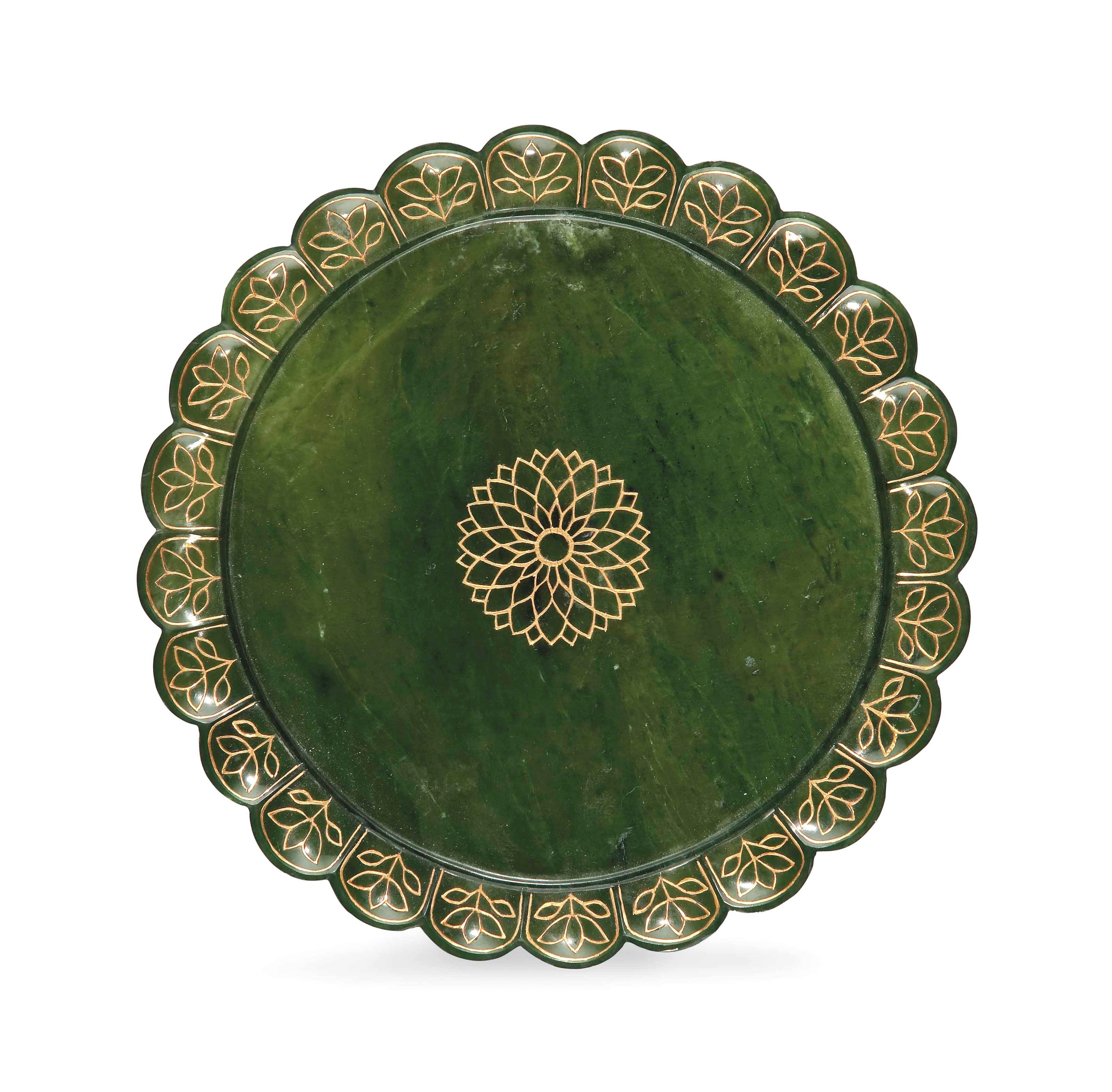A MUGHAL GOLD-INLAID SPINASH JADE DISH