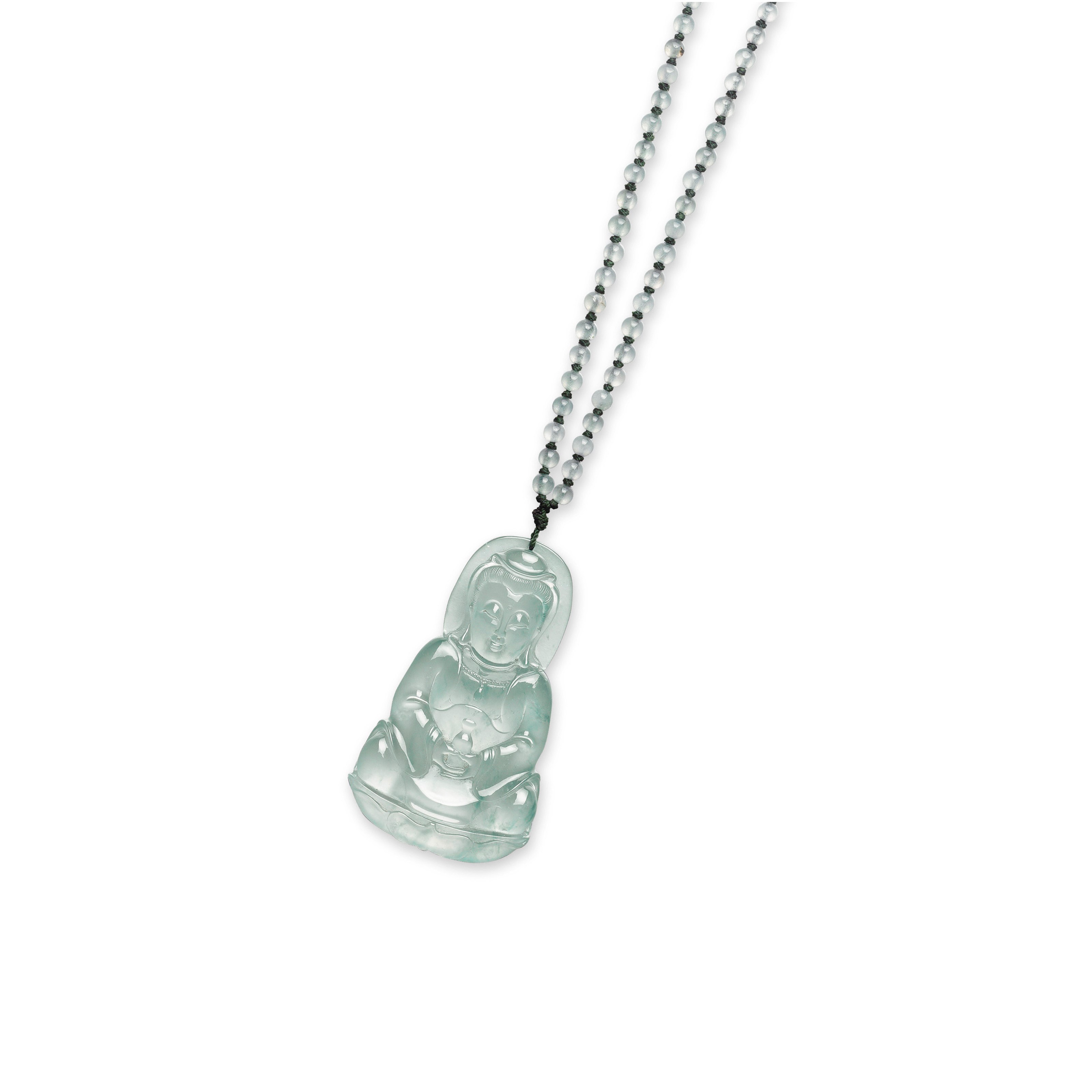 A JADEITE PENDENT NECKLACE
