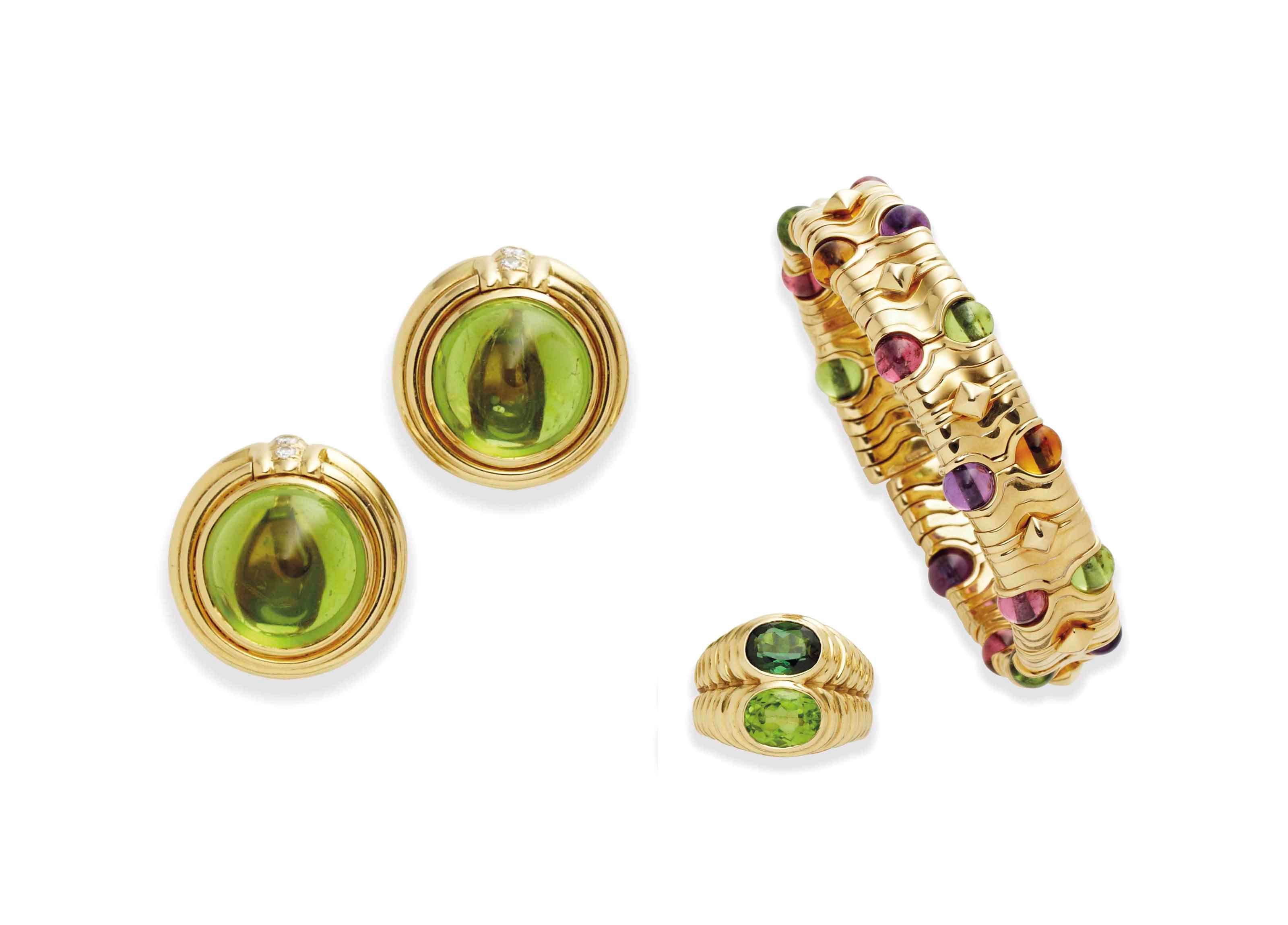 BRACELET, BAGUE ET PAIRE DE CLIPS D'OREILLES, PAR BULGARI