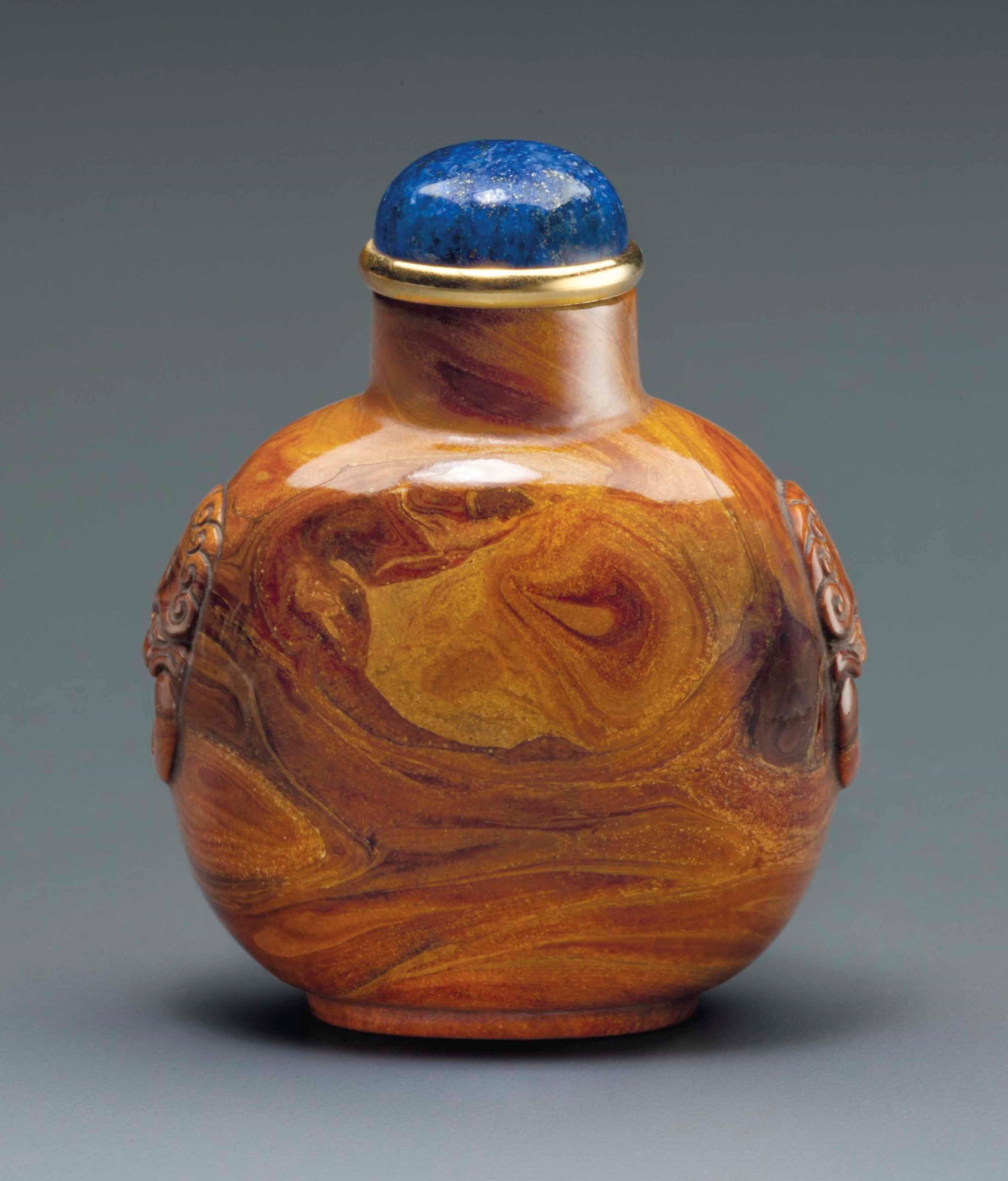 A BURLWOOD SNUFF BOTTLE