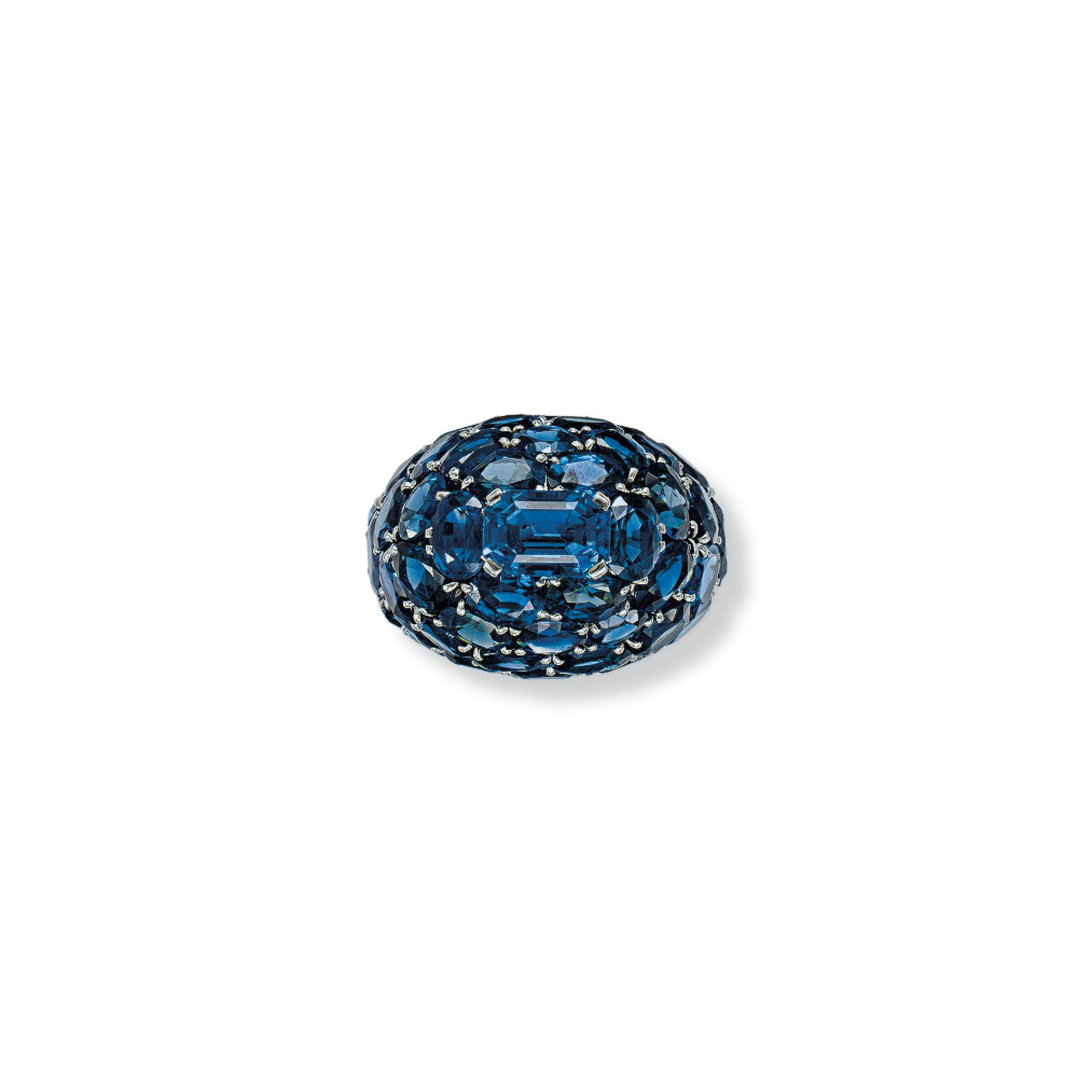 A SAPPHIRE RING