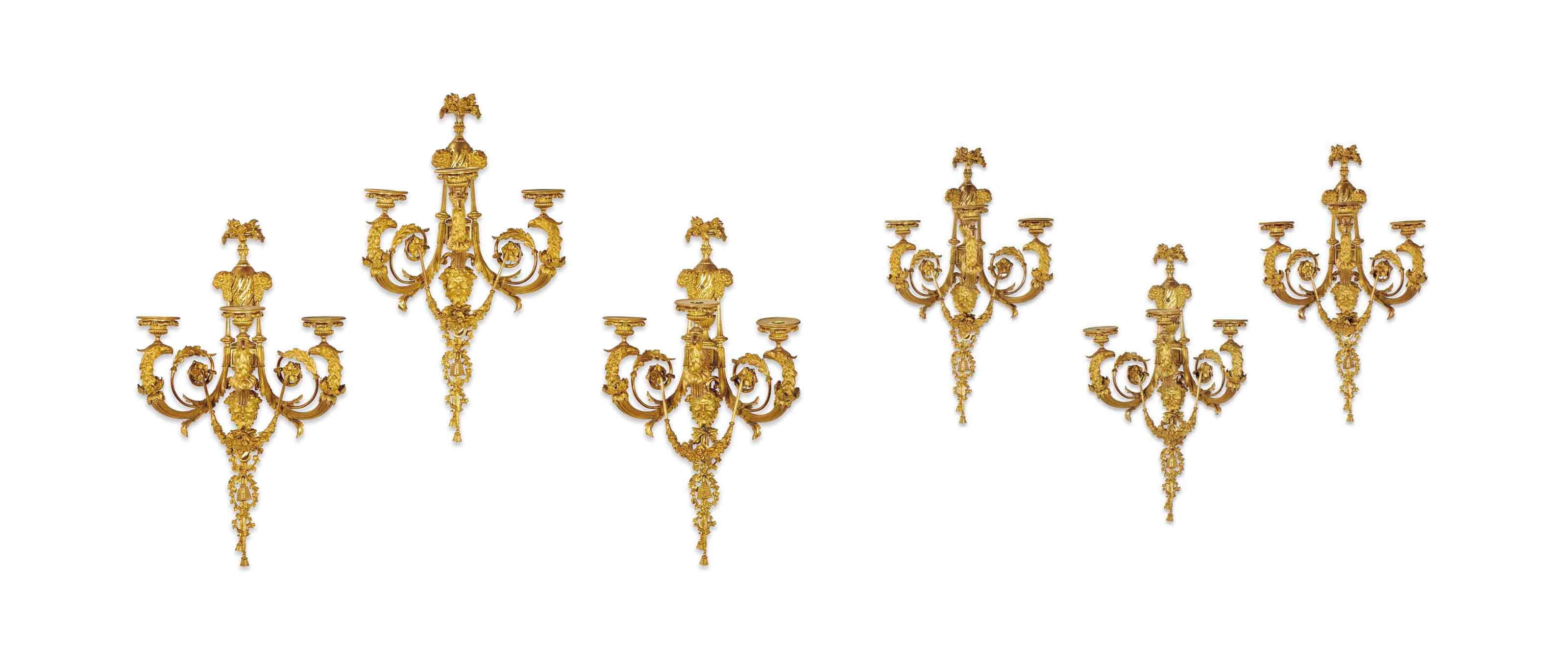 SUITE DE SIX APPLIQUES D'EPOQUE NEOCLASSIQUE