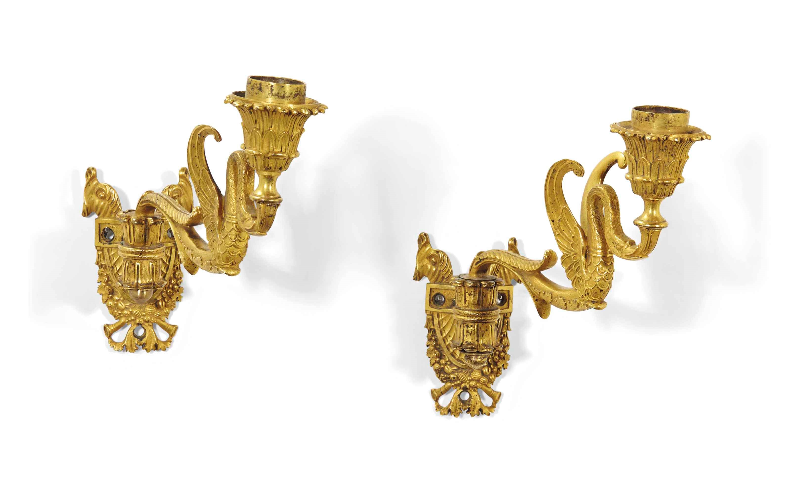 PAIRE DE BRAS DE LUMIERE DE LA FIN L'EPOQUE EMPIRE