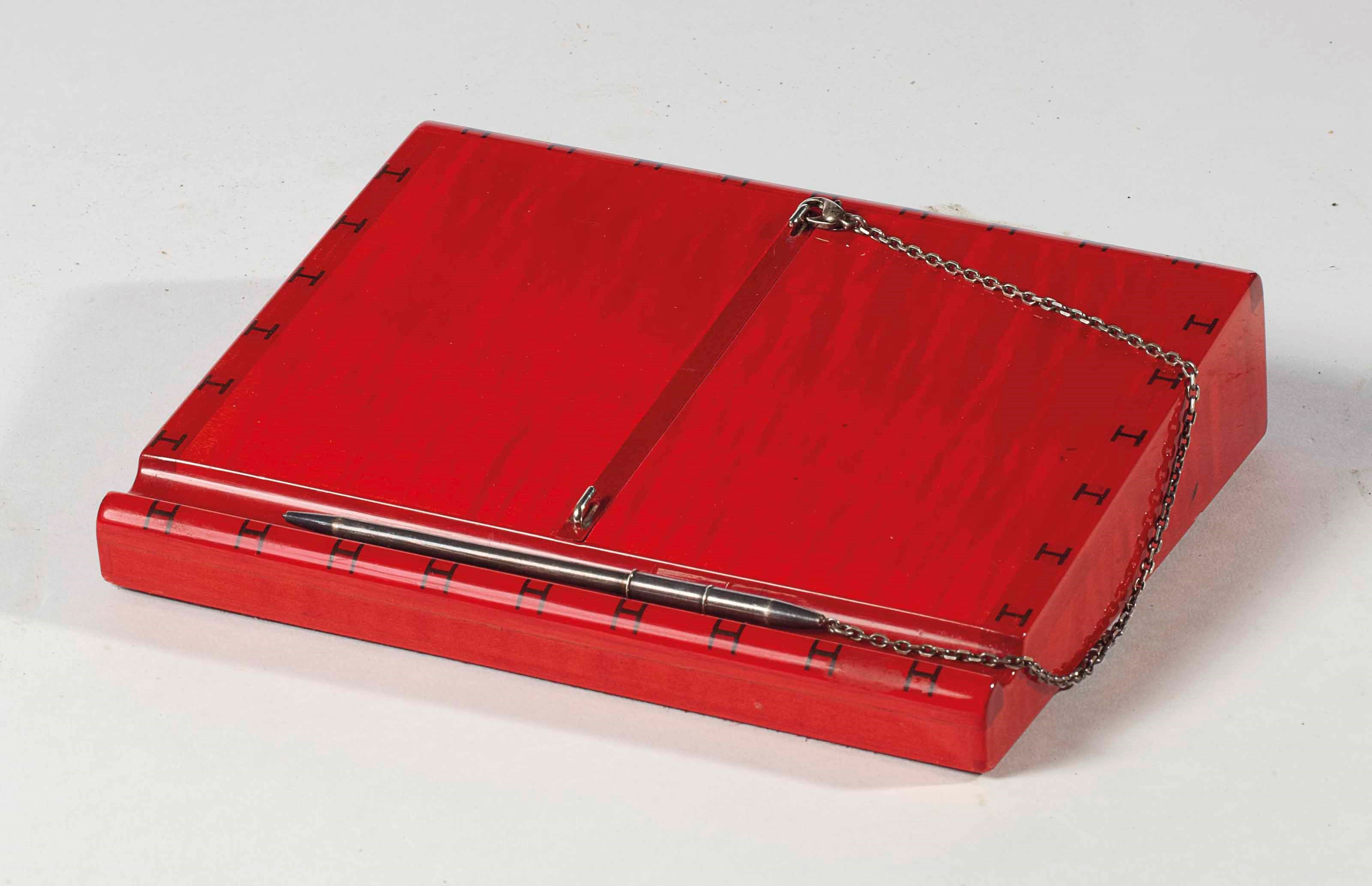 HERMÈS, XXE SIÈCLE