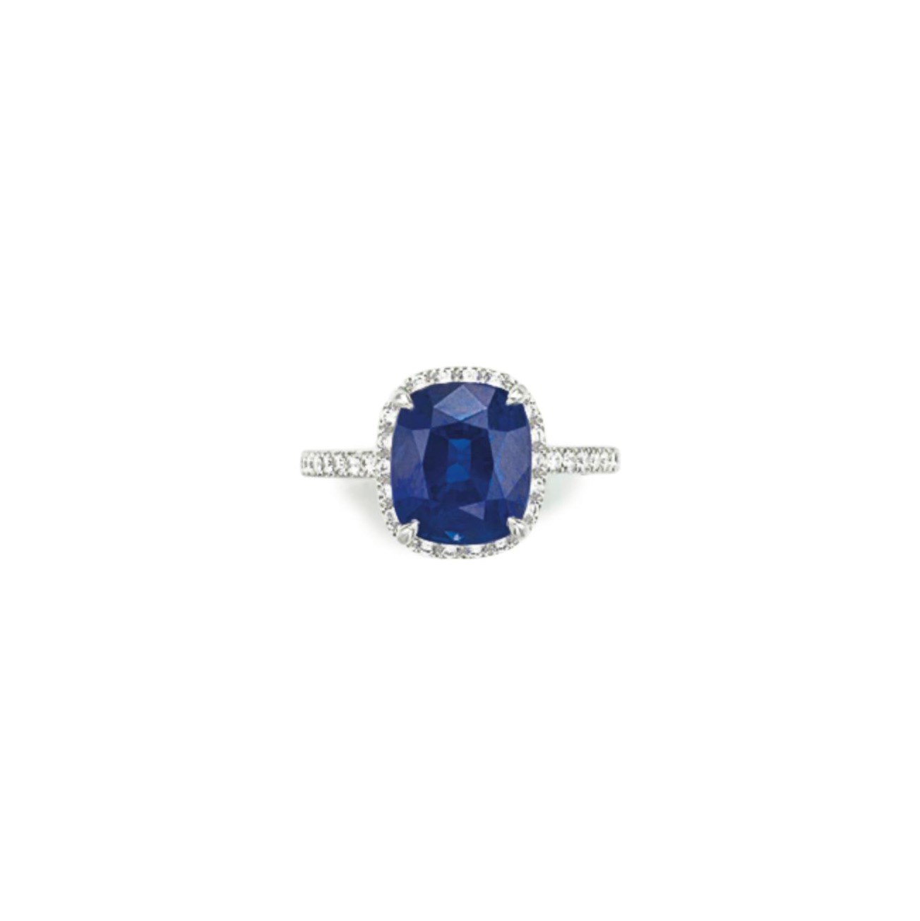 A SAPPHIRE AND DIAMOND RING