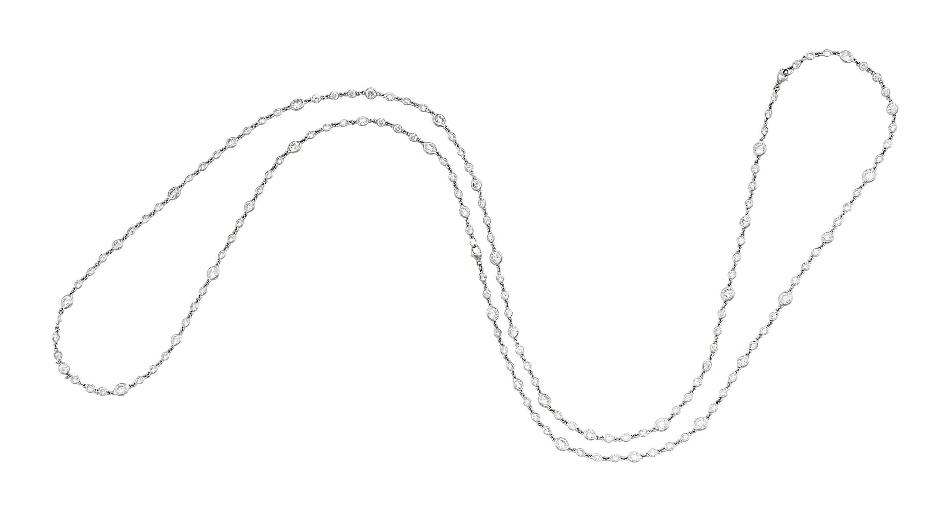 A DIAMOND LONGCHAIN NECKLACE