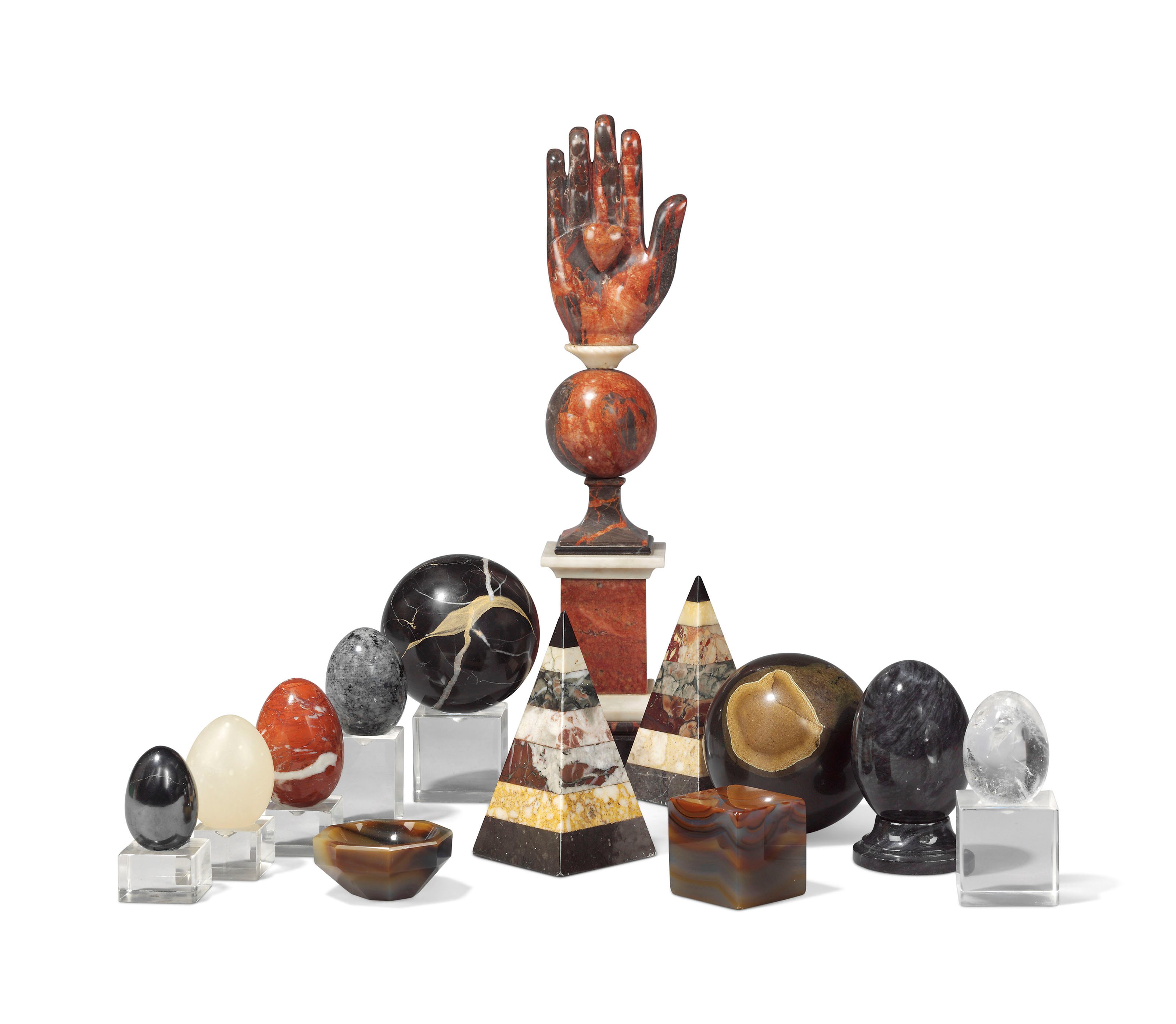 A SPECIMEN MARBLE MODEL OF A HAND