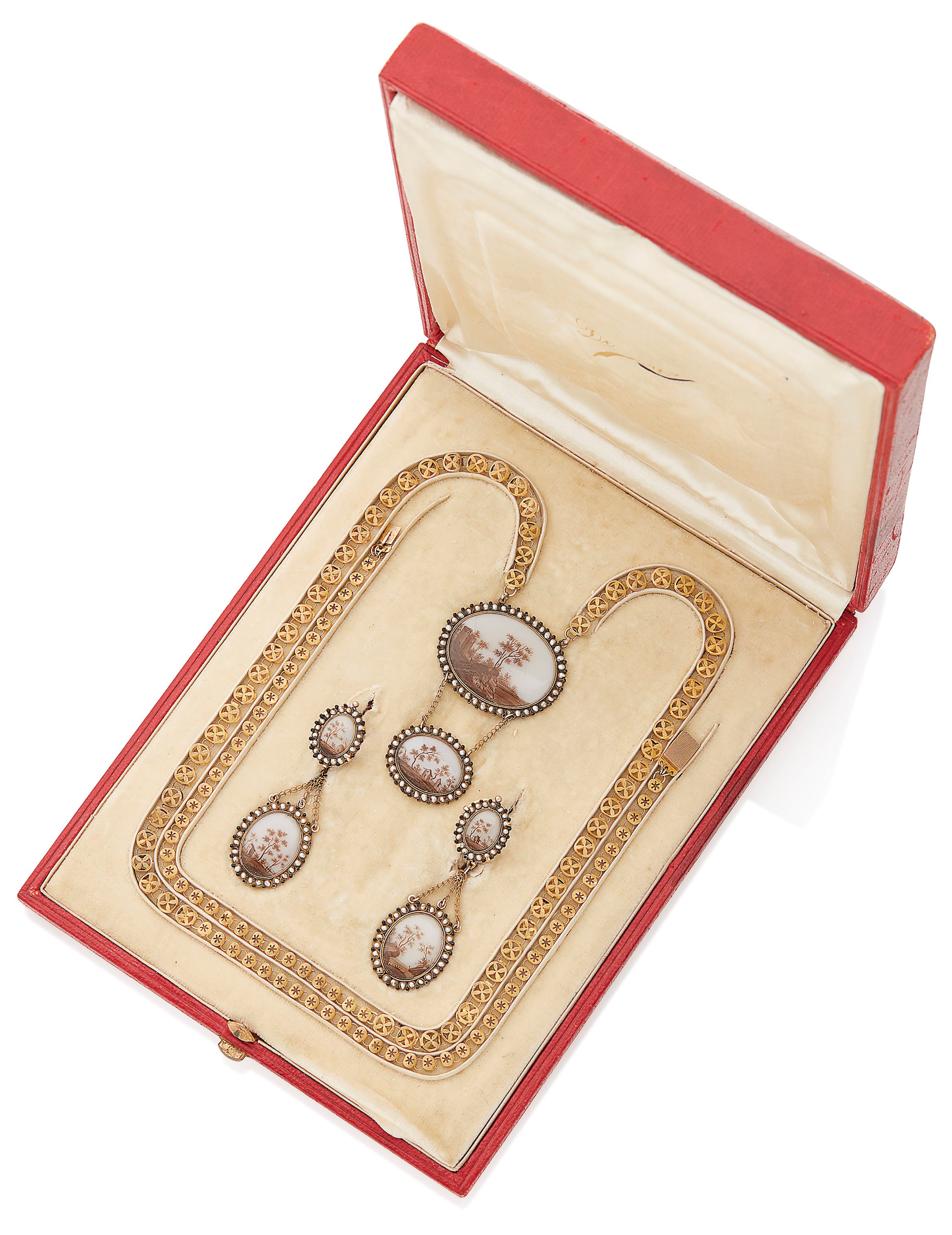 PARURE MILIEU XIXÈME SIÈCLE PERLES ET CALCÉDOINE