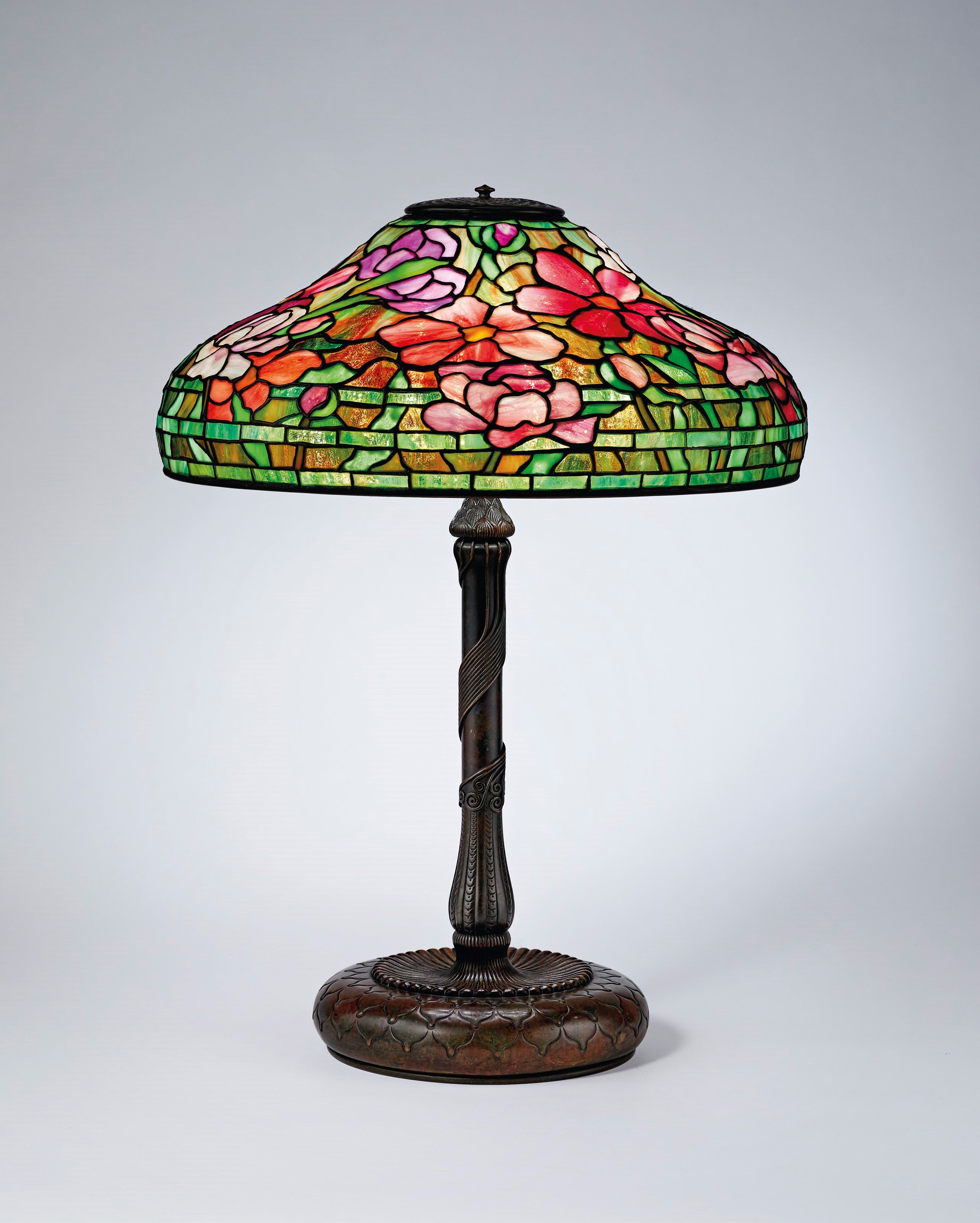 TIFFANY STUDIOS