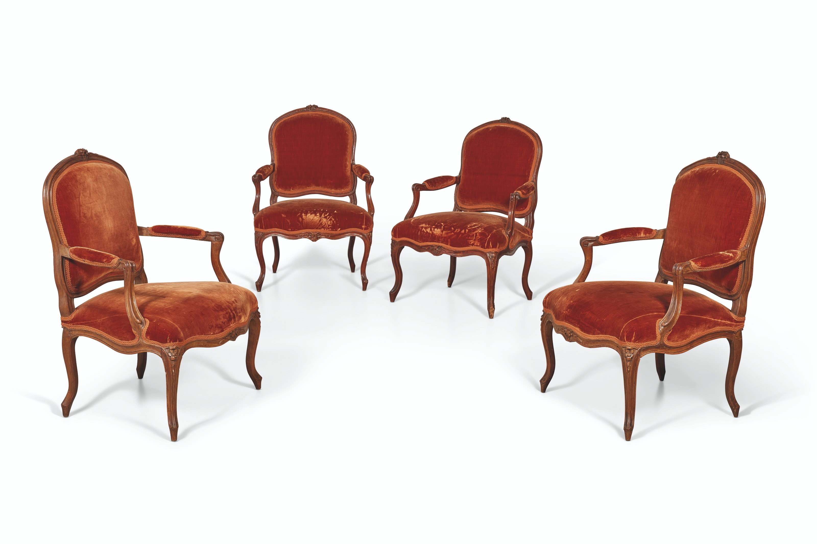 QUATRE FAUTEUILS A LA REINE LOUIS XV