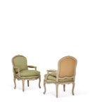 PAIRE DE FAUTEUILS À LA REINE D'ÉPOQUE LOUIS XV