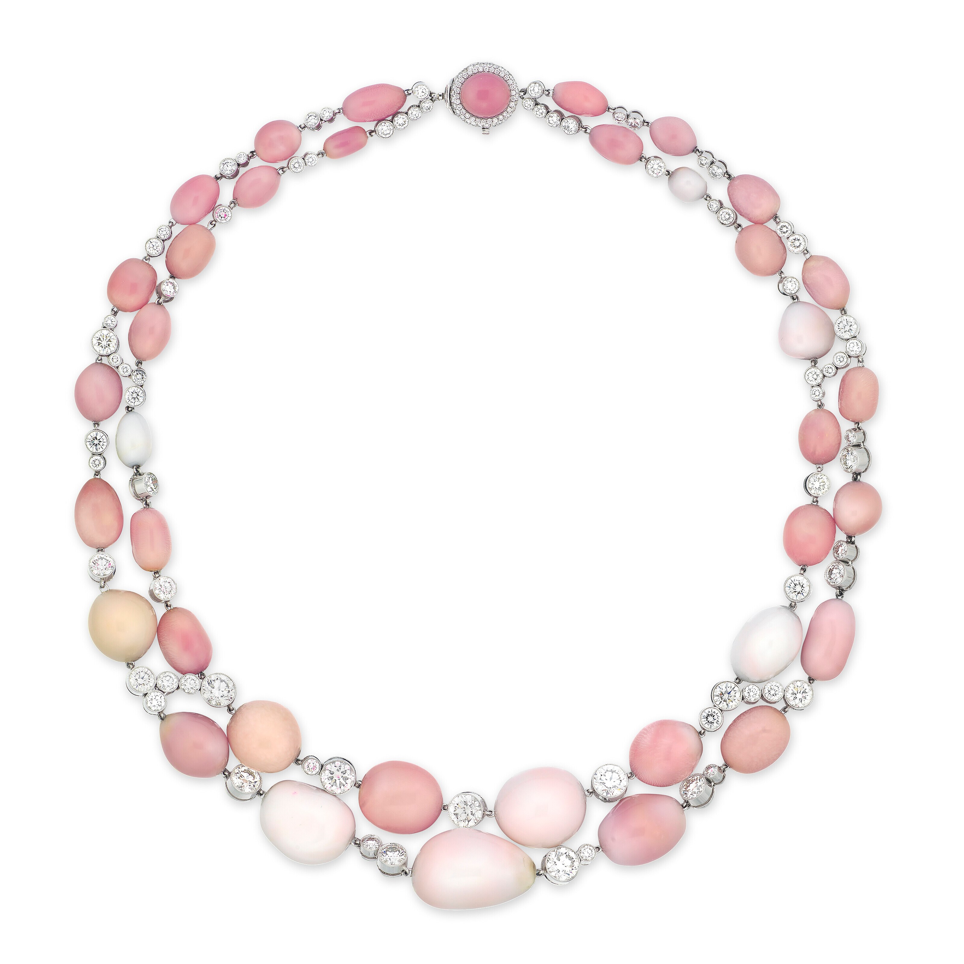 STYLISH CONCH PEARL AND DIAMOND NECKLACE