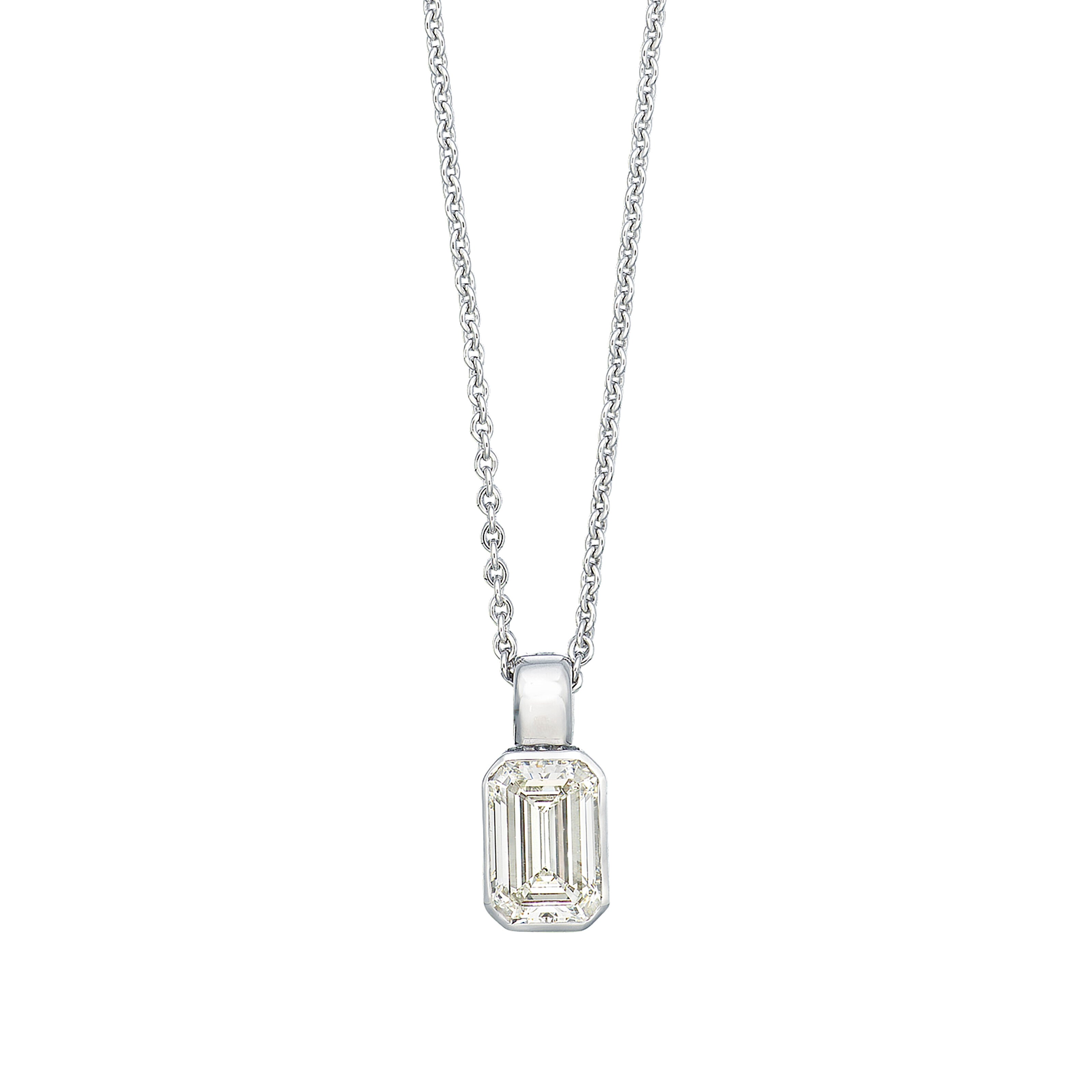 DIAMOND PENDENT NECKLACE