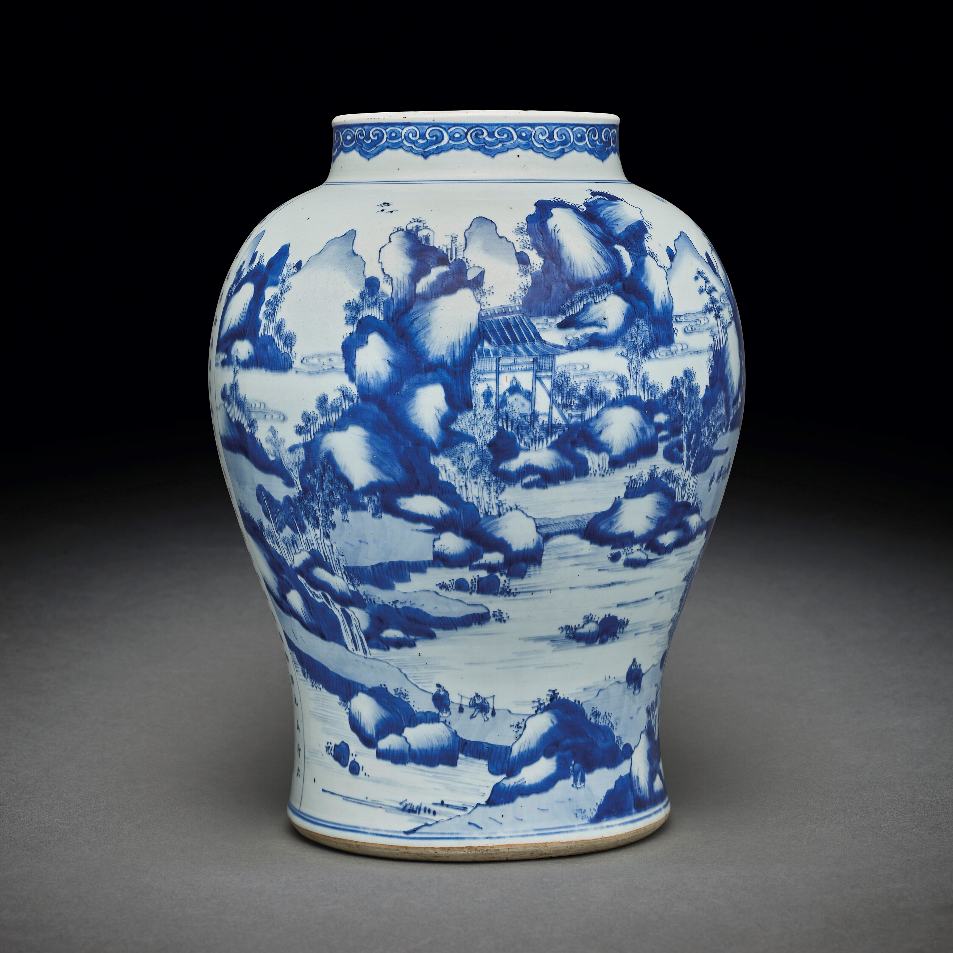A VERY RARE LARGE BLUE AND WHITE BALUSTER JAR