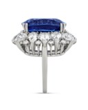 SAPPHIRE AND DIAMOND RING
