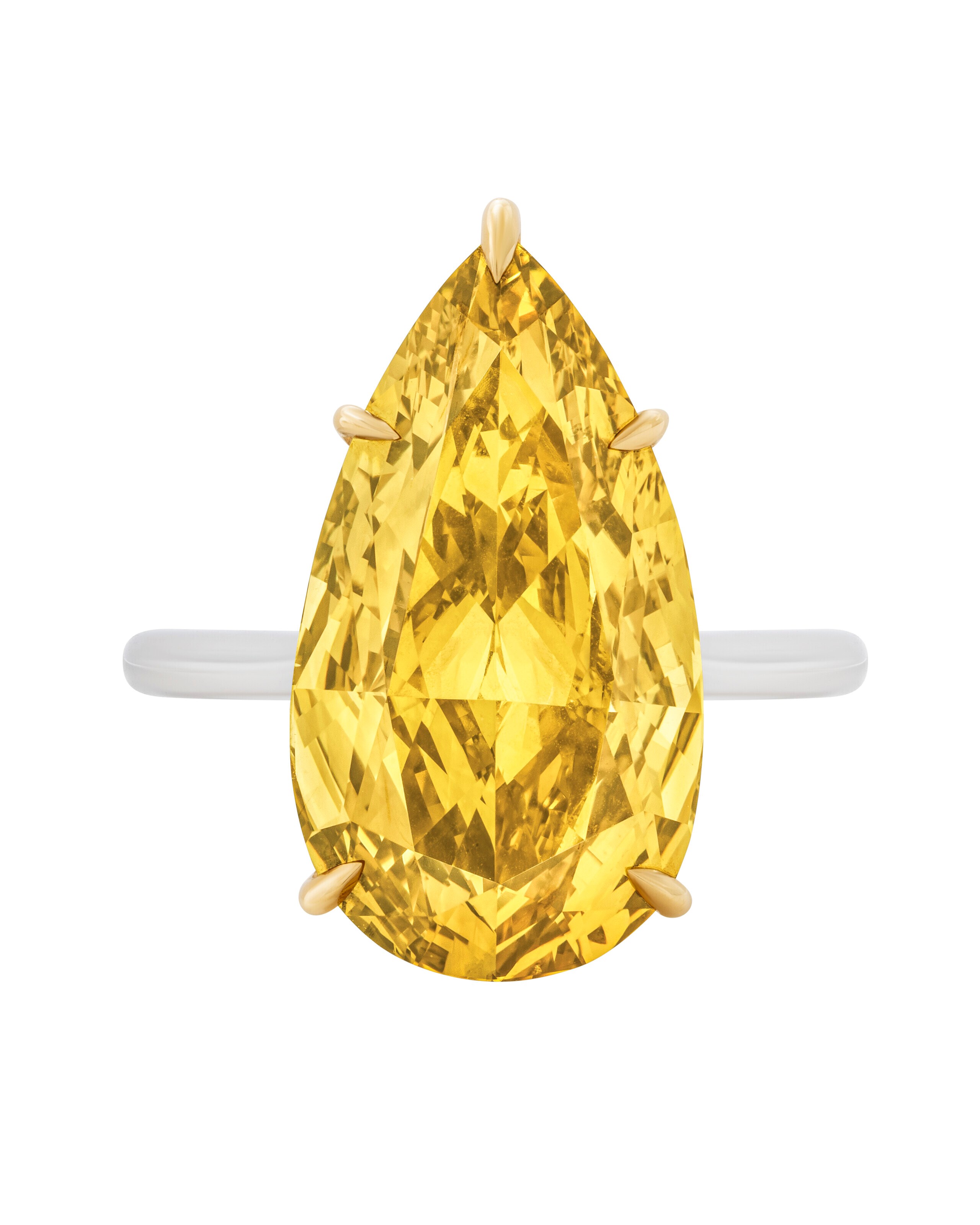 COLOURED DIAMOND RING