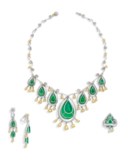 SUITE OF EMERALD, COLOURED DIAMOND AND DIAMOND JEWELLERY