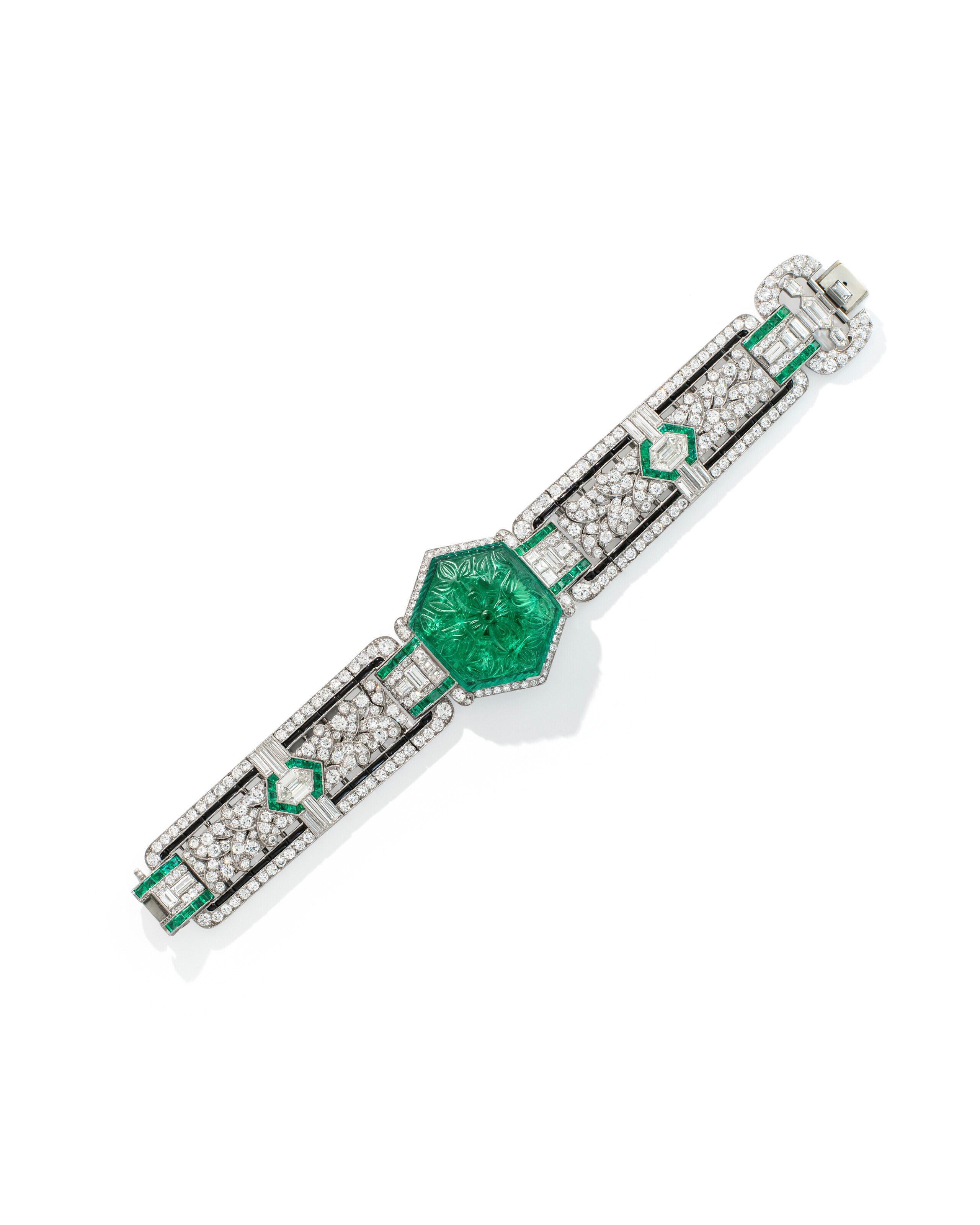 OSCAR HEYMAN &amp; BROTHERS ART DECO EMERALD, ONYX AND DIAMOND BRACELET