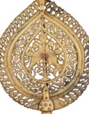 AN IMPRESSIVE BRASS STANDARD ('ALAM) HEAD
