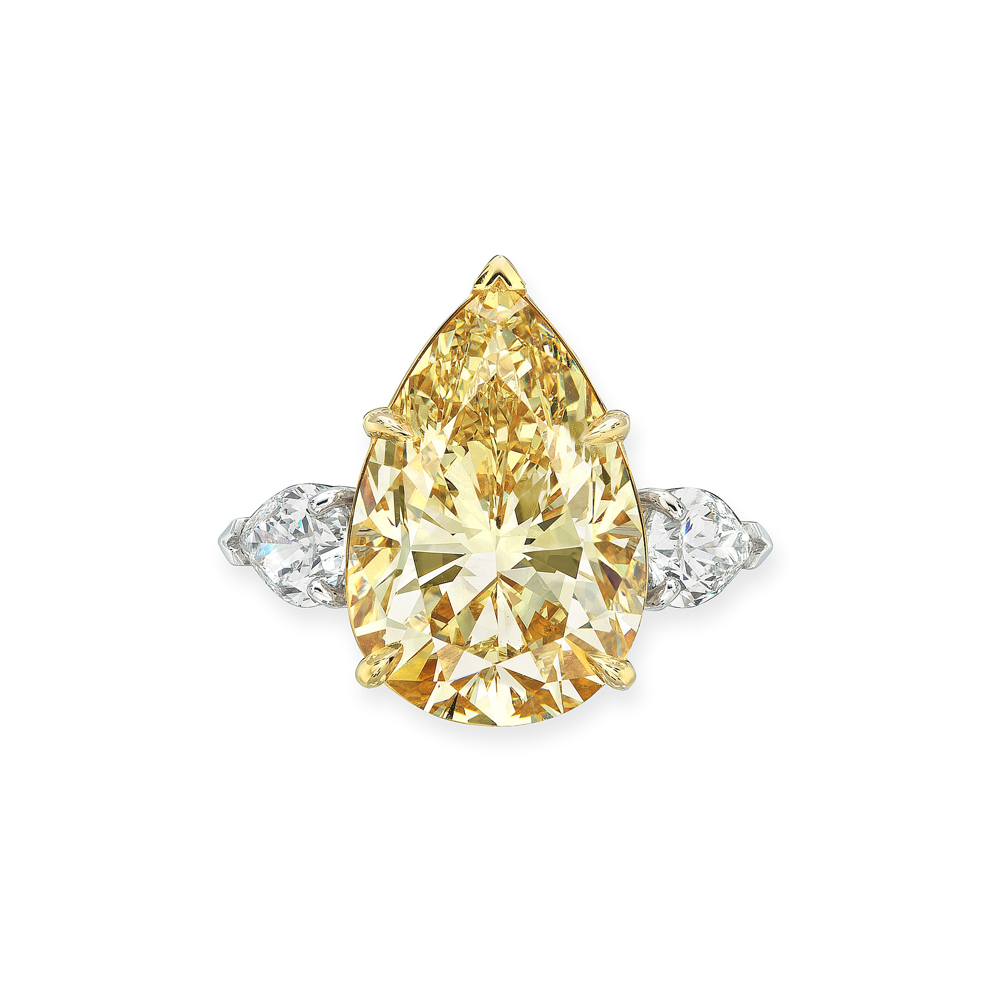 NO RESERVE – COLOURED DIAMOND AND DIAMOND RING
