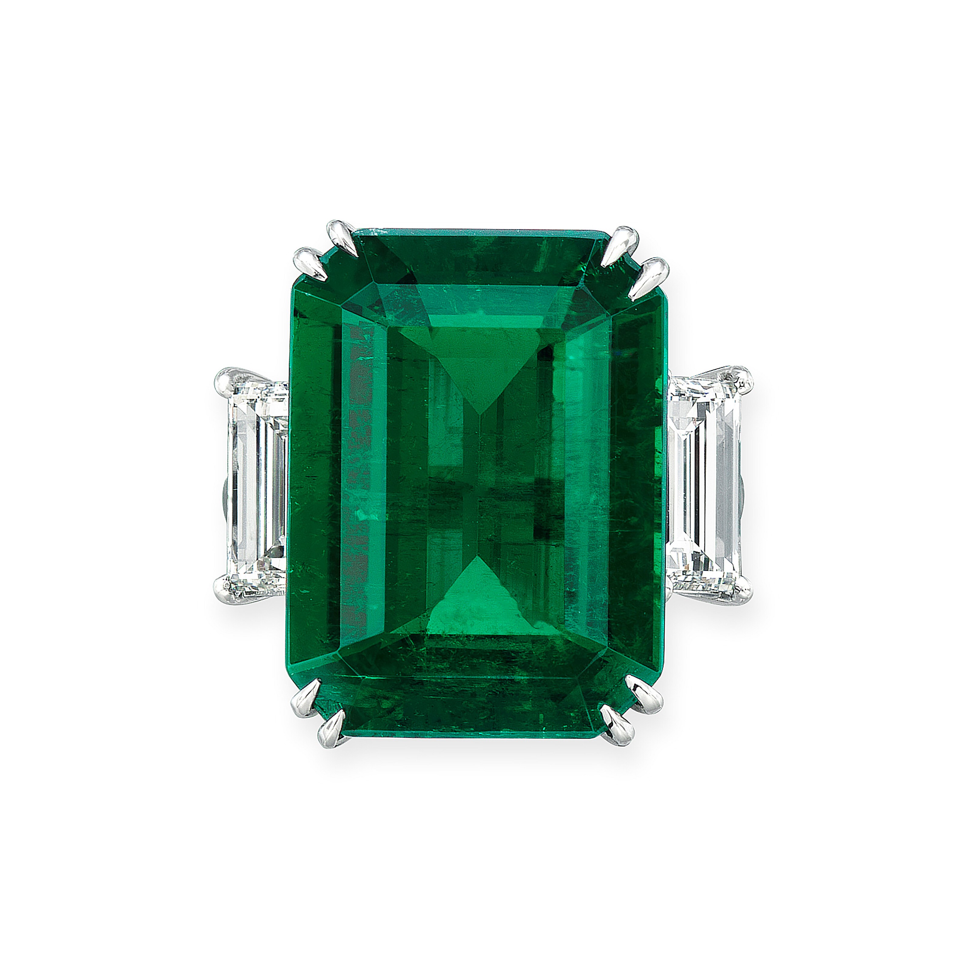 EMERALD AND DIAMOND RING