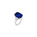 SAPPHIRE AND DIAMOND RING