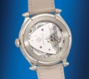DE BETHUNE. AN ELEGANT 18K WHITE GOLD PERPETUAL CALENDAR WRISTWATCH WITH THREE-DIMENSIONAL SPHERICAL MOON PHASES AND LEAP YEAR INDICATION