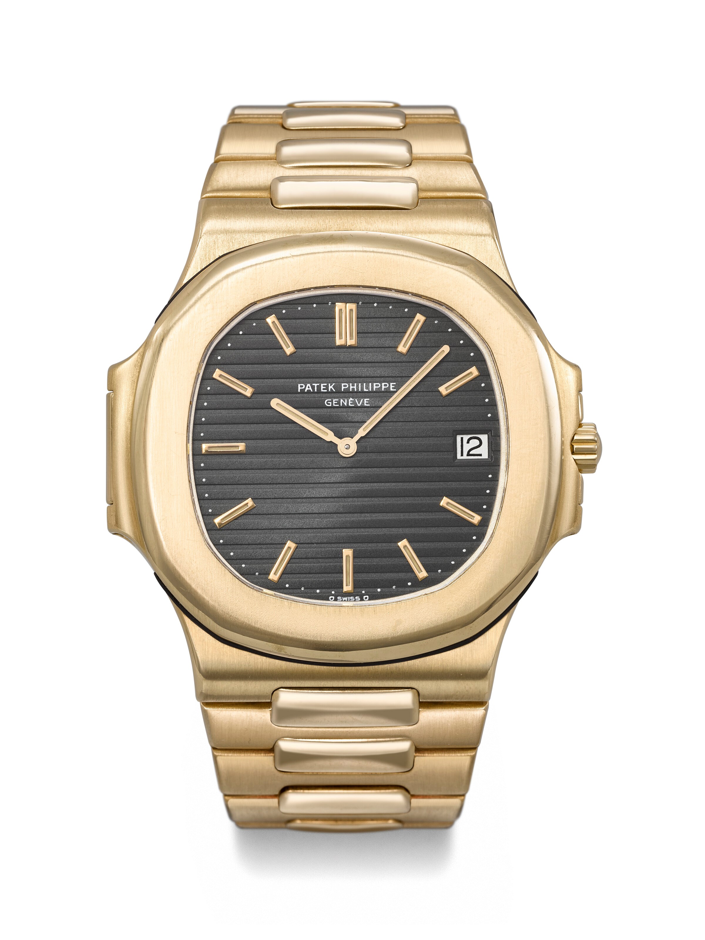 PATEK PHILIPPE. A RARE AND ICONIC 18K GOLD AUTOMATIC WRISTWATCH WITH DATE AND BRACELET