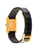 CARTIER. AN 18K GOLD RECTANGULAR WRISTWATCH