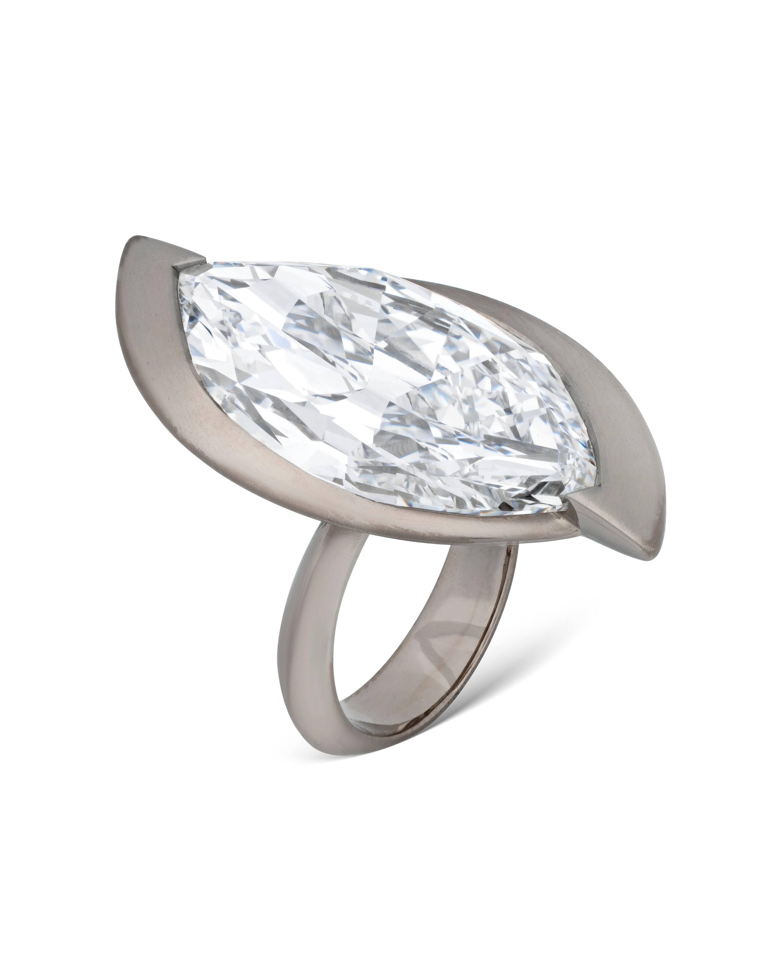 GLENN SPIRO DIAMOND RING