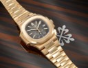 PATEK PHILIPPE. A LARGE AND ATTRACTIVE 18K PINK GOLD AUTOMATIC FLYBACK CHRONOGRAPH WRISTWATCH WITH DATE AND BRACELET