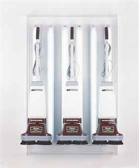 jeff_koons_new_hoover_deluxe_shampoo_polishers_d5896055h