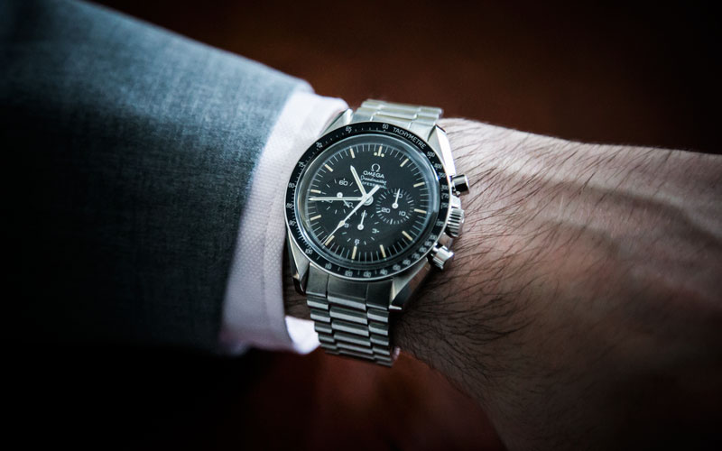 omega speedmaster moon