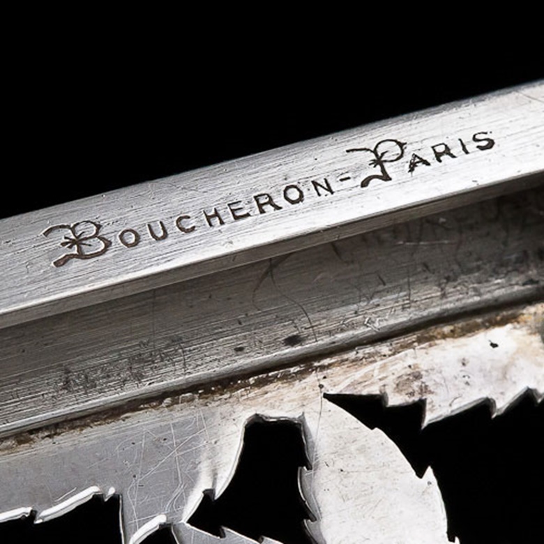 An example of a Boucheron signature