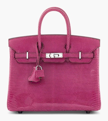 A fuchsia niloticus lizard Birkin 25 with ruthenium hardware. Hermès, 2006. 25 x 19 x 13 cm. Estimate £15,000-20,000. This lot is offered in Handbags & Accessories on 12 June 2017 at Christie’s in London, King Street
Quite possibly the ideal ‘pretty in pink’ purse, this HGB is highly desirable for its mini size and rare lizard skin.