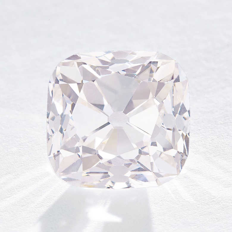 Le Grand Mazarin — an historic coloured diamond. Sold for CHF 14,375,000 on 14 November 2017 at Christie’s in Geneva