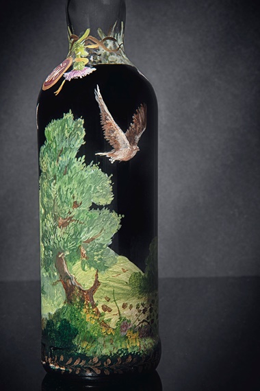 Additional details from Dillon’s painting, which depicts The Macallan’s historic home, Easter Elchies House, built in 1700