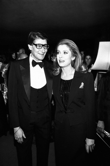 humor Centimeter Tirannie A sale of unique YSL couture owned by Catherine Deneuve | Christie's