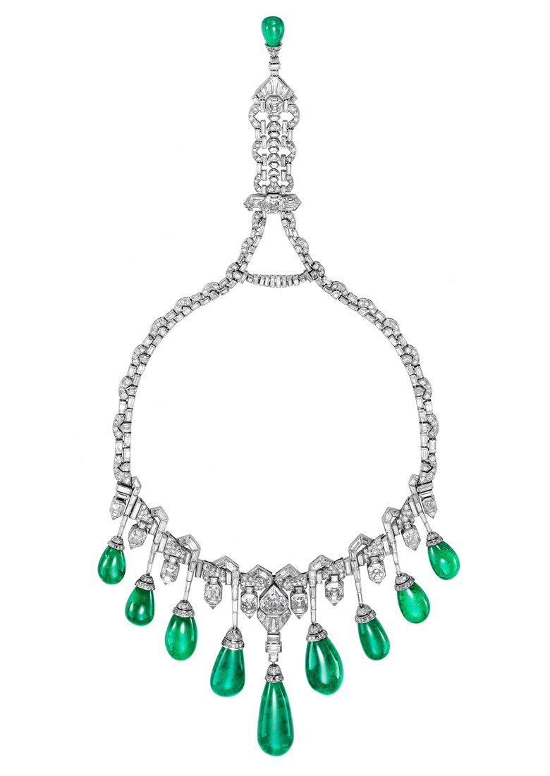 An Art Deco emerald and diamond necklace by Van Cleef & Arpels. Sold for CHF 3,861,000 on 12 November 2013 at Christie’s in Geneva