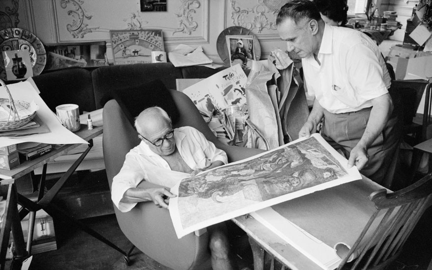 Picasso inspecting an impression of La Minotauromachie with the art dealer and publisher Henri Matarasso, La Californie, Cannes, 1961. Photo Edward Quinn. © edwardquinn.com. Picasso’s works