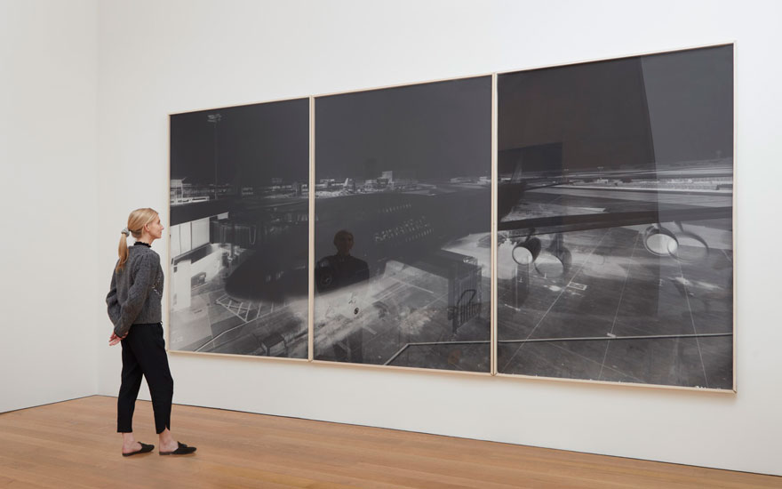 Will anyone start the bidding 