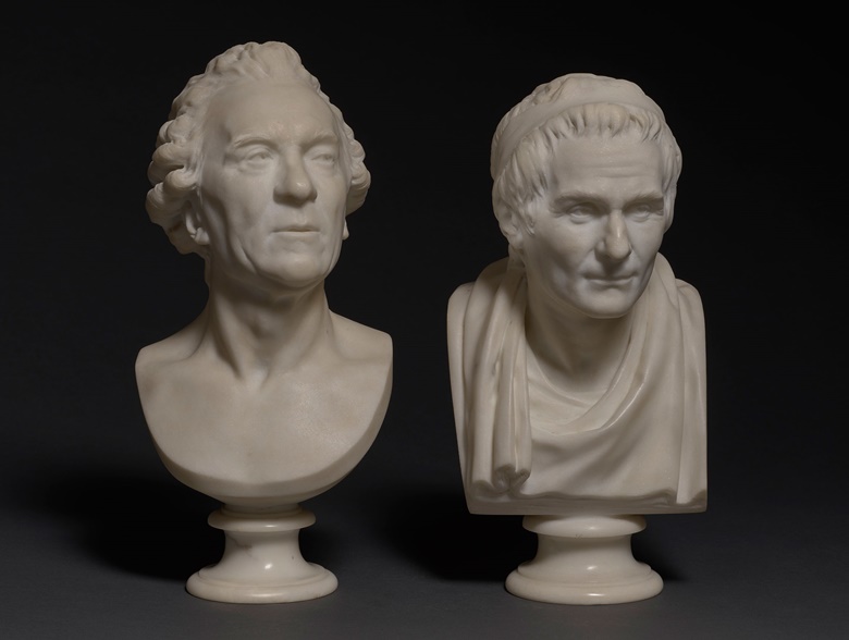 Jean Antoine Houdon (1741-1828), busts of Georges-Louis Leclerc, Comte de Buffon (1707-1788) and Jean-Jacques Rousseau (1712-1778), 1788. Marble. 29 cm and 26.7 cm high. Photo Daniel Katz Gallery