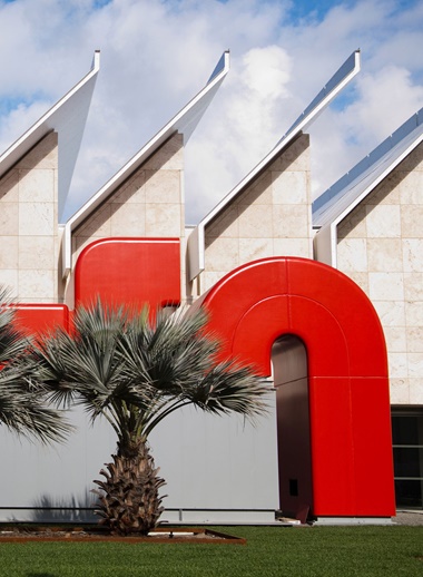 Exterior of the Resnick Pavilion at the Los Angeles County Museum of Art. Photo © Museum AssociatesLACMA