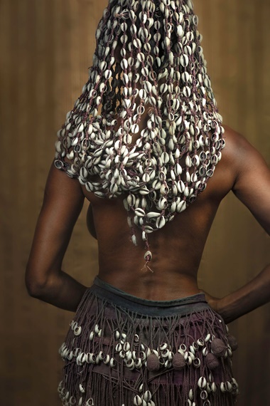 Delphine Diallo, Cowrieshells (ShangoYoruba), 2020. Photographic print mounted on Dibond White Frame and anti-reflection glass. 60 x 80 cm. Image courtesy of Boogie-Wall