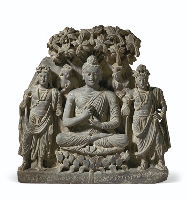 A RARE AND MAGNIFICENT GRAY SCHIST RELIEF TRIAD OF BUDDHA SHAKYAMUNI WITH BODHISATTVAS, ANCIENT REGION OF GANDHARA, DATED BY INSCRIPTION TO YEAR 5, PROBABLY 3RD-4TH CENTURY CE。成交价：6,630,000美元，2020年9月23日在佳士得纽约售出。