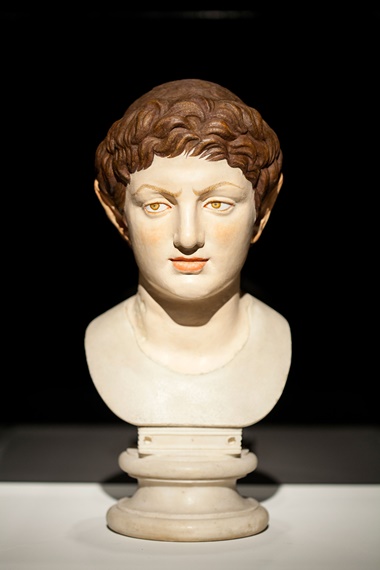Francesco Vezzoli, True Colours (A Marble Head of the Resting Satyr, Circa Late 1st Century AD), 2014. Ancient sculpture, pigments, casein, wax, varnish. 18 x 19.5 x 42 cm. Unique