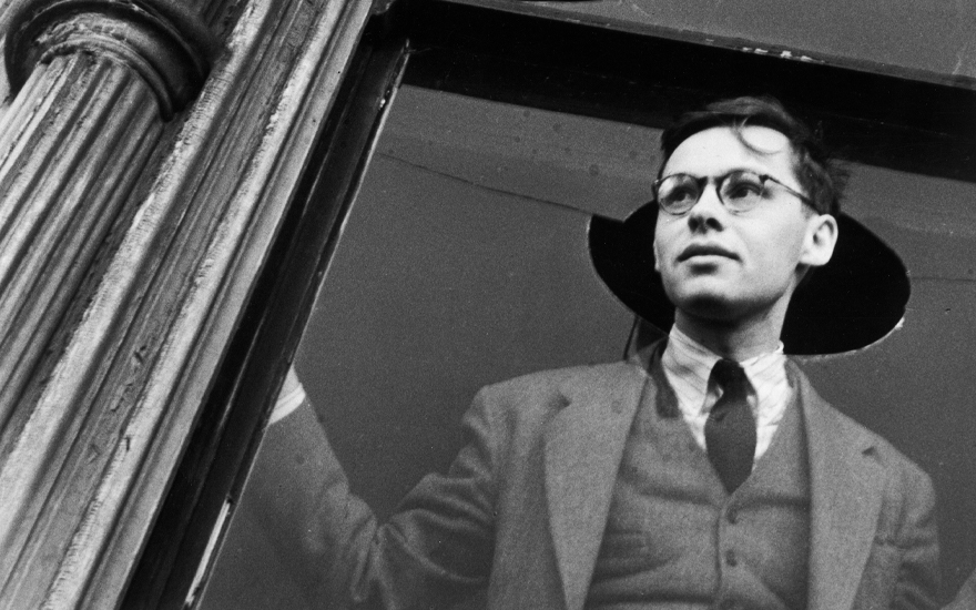 Heinz Berggruen in San Francisco in 1939, where he found sanctuary after having left Germany two years previously. Photograph by John Gutmann. © Center for Creative Photography, Arizona Board of